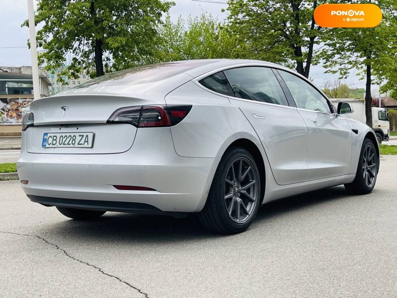Tesla Model 3, 2018, Електро, 77 тис. км, Седан, Сірий, Київ 37060 фото