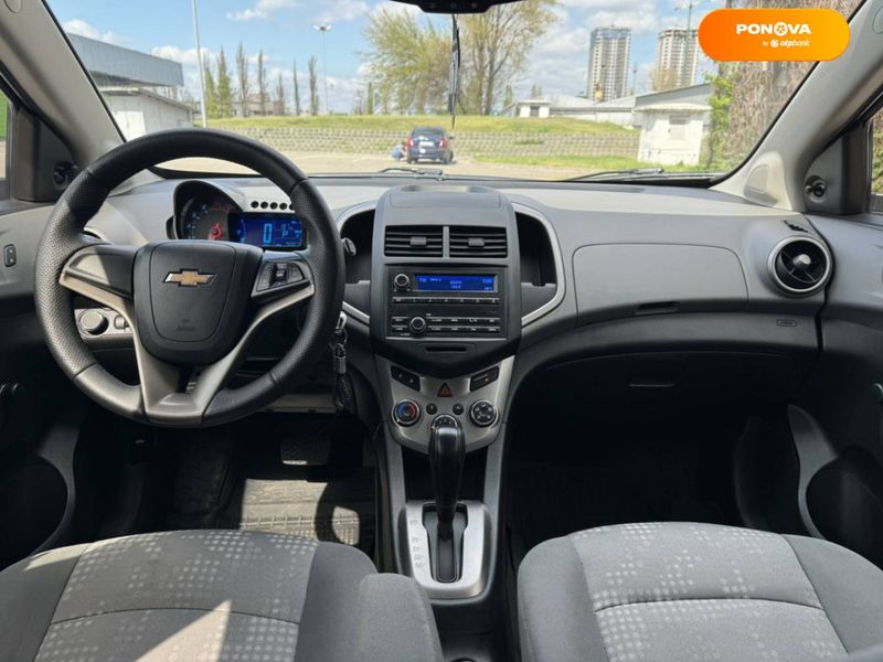 Chevrolet Sonic, 2015, Бензин, 1.8 л., 98 тис. км, Хетчбек, Білий, Київ Cars-Pr-66448 фото