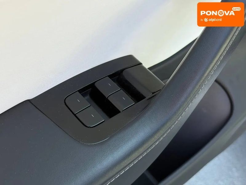 Tesla Model 3, 2019 р., Електро, 51 тис. км, Позашляховик / Кросовер, Білий, Рівне AT-10407163 фото