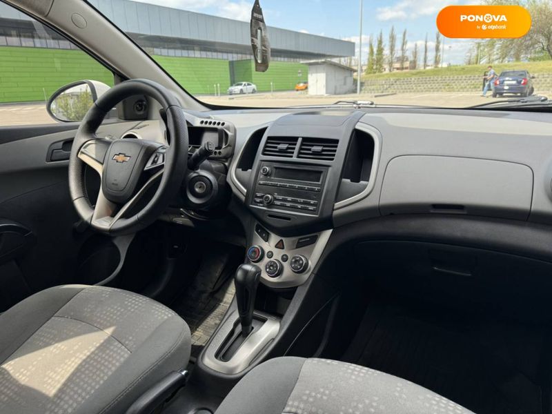 Chevrolet Sonic, 2015, Бензин, 1.8 л., 98 тис. км, Хетчбек, Білий, Київ Cars-Pr-66448 фото