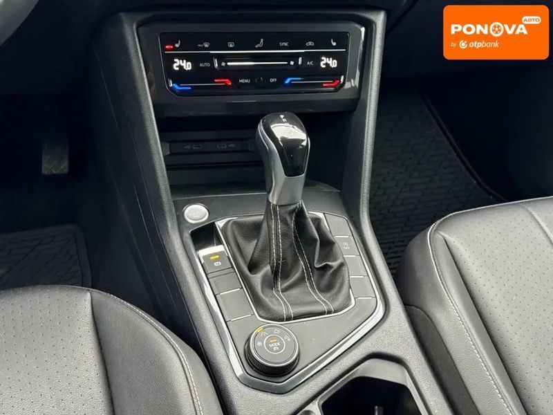 Volkswagen Tiguan, 2022 г., Бензин, 22 тыс. км, Внедорожник / Кроссовер, Красный, Киев AT-10408308 фото