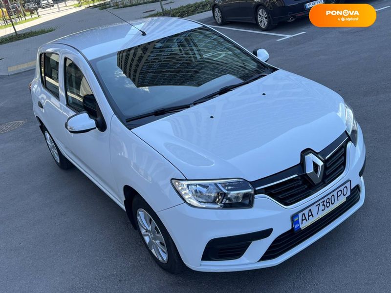 Renault Sandero, 2017, Бензин, 0.9 л., 53 тис. км, Хетчбек, Білий, Київ Cars-Pr-67848 фото