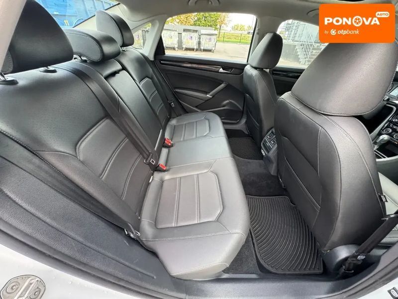 Volkswagen Passat, 2021 р., Бензин, 52 тис. км, Седан, Білий, Київ AT-10404527 фото