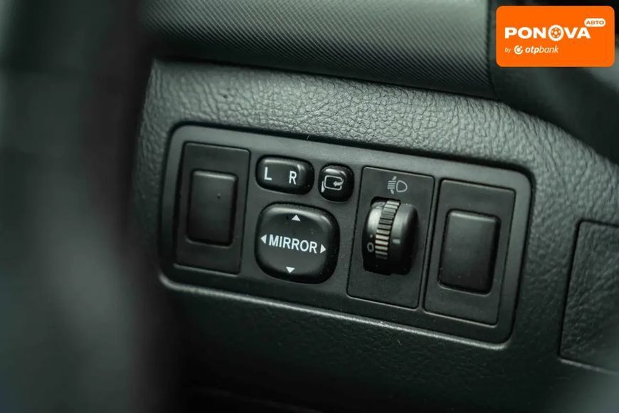 Toyota Avensis, 2007 р., Дизель, 202 тис. км, Хетчбек, Сірий, Чернівці AT-10417850 фото
