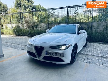 Alfa Romeo Giulia, 2017, Бензин, 2 л., 90 тис. км, Седан, Білий, Одеса Cars-Pr-263480 фото