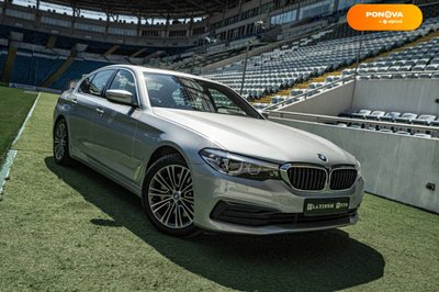 BMW 5 Series, 2019, Гібрид (HEV), 2 л., 51 тис. км, Седан, Сірий, Одеса 46993 фото