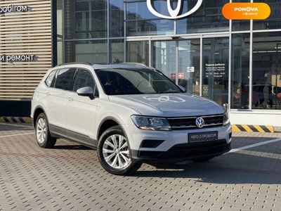 Volkswagen Tiguan, 2018, Бензин, 1.98 л., 123 тис. км, Позашляховик / Кросовер, Сірий, Чернігів 36760 фото