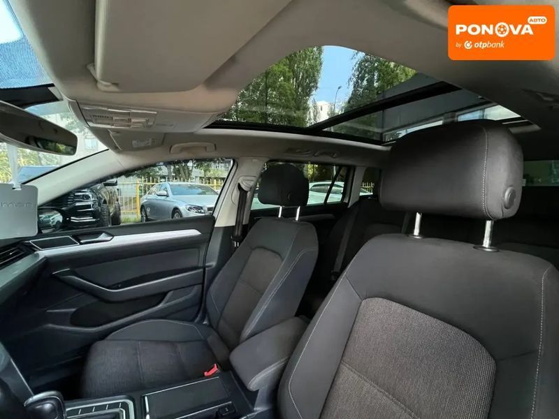Volkswagen Passat, 2015 г., Дизель, 243 тыс. км, Универсал, Серый, Львов AT-10402274 фото