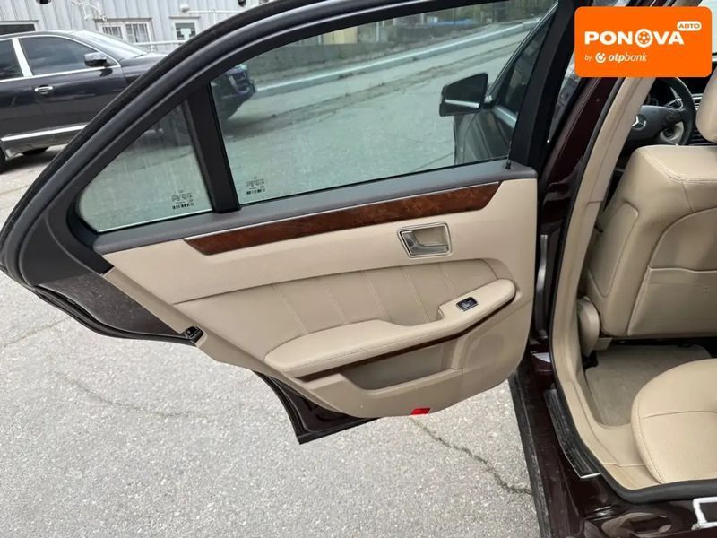 Mercedes-Benz E-Class, 2011 р., Дизель, 273 тис. км, Седан, Коричневий, Харків AT-10415956 фото