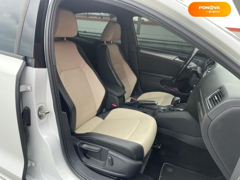 Volkswagen Jetta, 2015, Бензин, 1.8 л., 230 тис. км, Седан, Білий, Київ 110811 фото