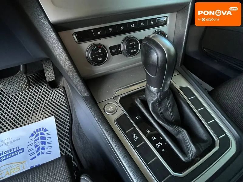 Volkswagen Passat, 2015 г., Дизель, 243 тыс. км, Универсал, Серый, Львов AT-10402274 фото
