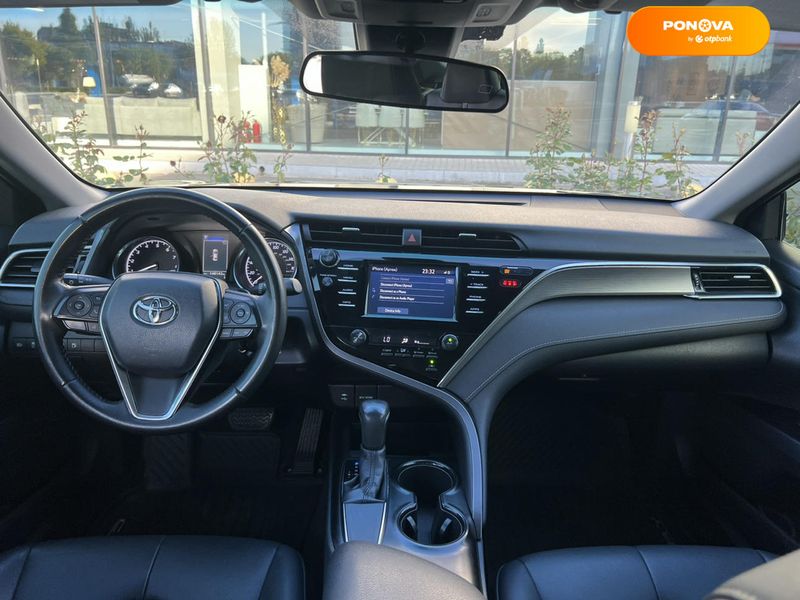 Toyota Camry, 2018, Бензин, 2.4 л., 143 тис. км, Седан, Чорний, Одеса 111091 фото