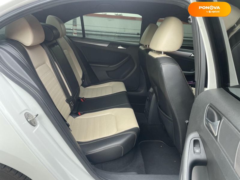 Volkswagen Jetta, 2015, Бензин, 1.8 л., 230 тис. км, Седан, Білий, Київ 110811 фото