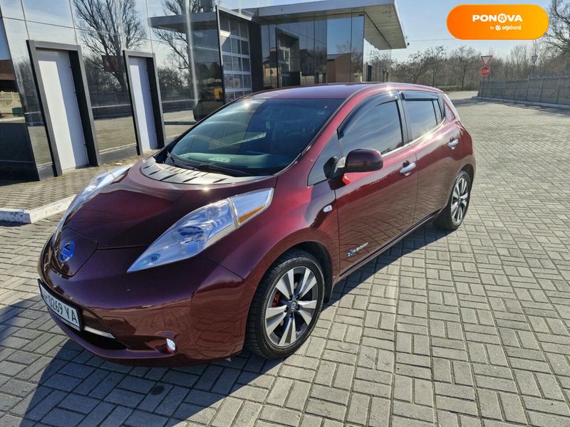 Nissan Leaf, 2017, Електро, 100 тис. км, Хетчбек, Червоний, Запоріжжя Cars-Pr-144975 фото