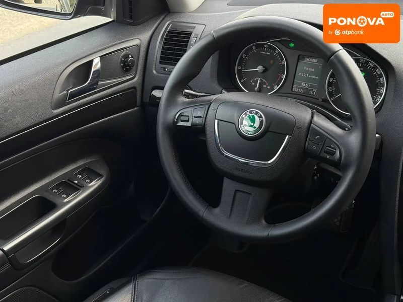 Skoda Octavia, 2012 р., Бензин, 232 тис. км, Універсал, Чорний, Рівне AT-10429711 фото