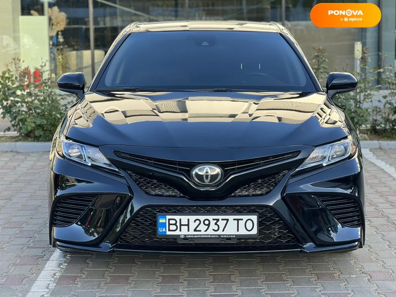 Toyota Camry, 2018, Бензин, 2.4 л., 143 тис. км, Седан, Чорний, Одеса 111091 фото