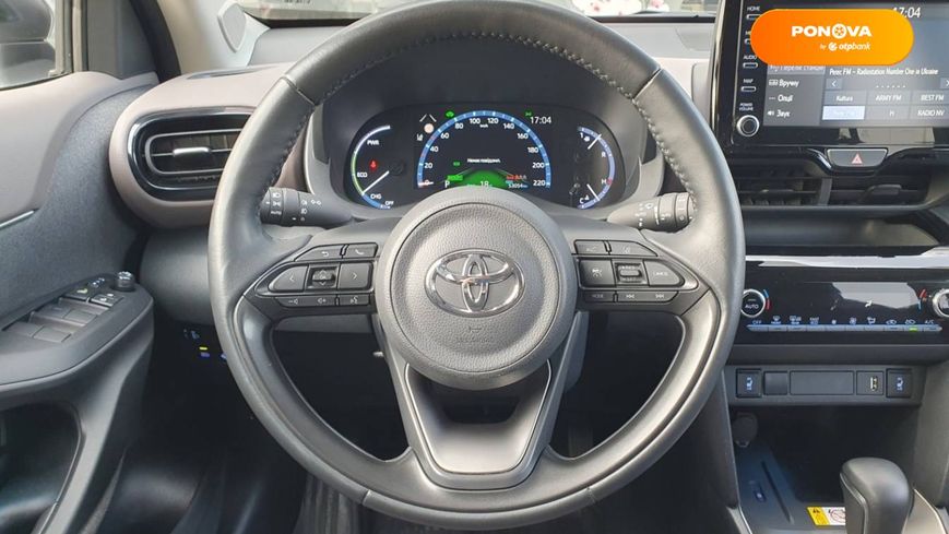 Toyota Yaris Cross, 2022, Гібрид (HEV), 1.49 л., 53 тис. км, Позашляховик / Кросовер, Сірий, Київ 42420 фото