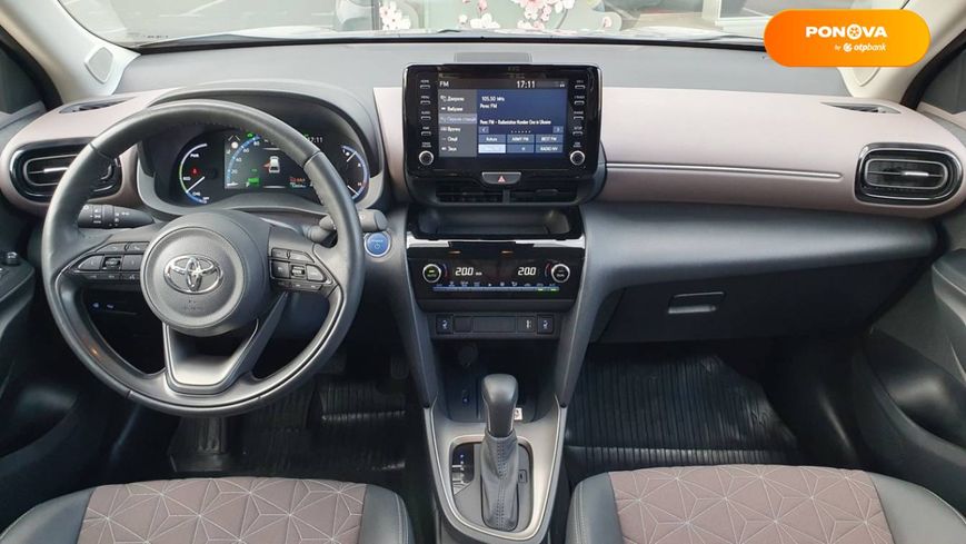 Toyota Yaris Cross, 2022, Гібрид (HEV), 1.49 л., 53 тис. км, Позашляховик / Кросовер, Сірий, Київ 42420 фото