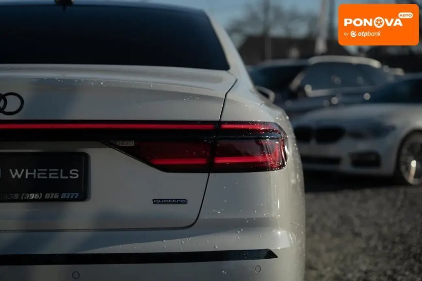 Audi A8, 2021 г., Бензин, 93 тыс. км, Седан, Белый, Черновцы AT-10406456 фото