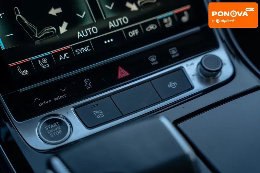 Audi A8, 2021 г., Бензин, 93 тыс. км, Седан, Белый, Черновцы AT-10406456 фото