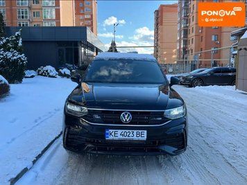 Volkswagen Tiguan, 2023 г., Бензин, 80 тыс. км, Внедорожник / Кроссовер, Чорный, Днепр (Днепропетровск) AT-10407099 фото