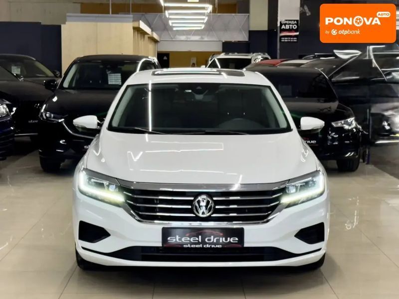 Volkswagen Passat, 2021 р., Бензин, 71 тис. км, Седан, Білий, Миколаїв AT-10418223 фото
