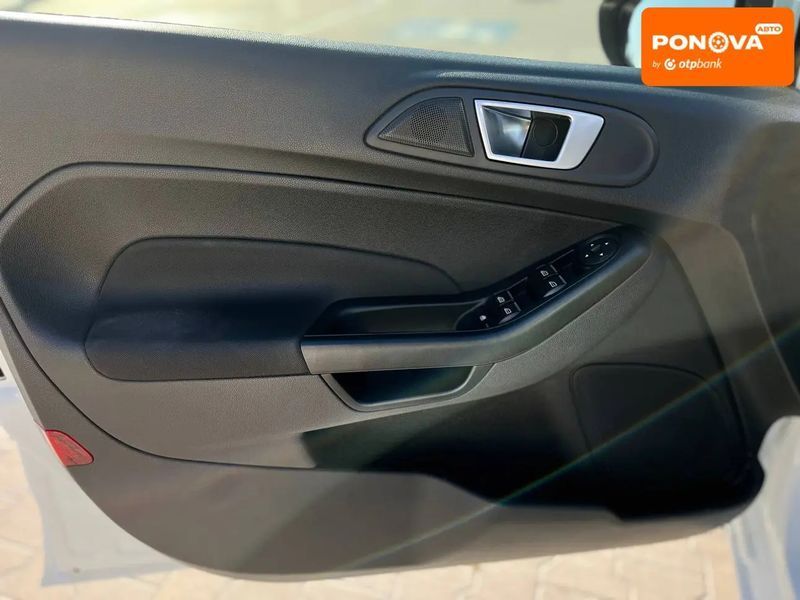 Ford Fiesta, 2016 р., Бензин, 91 тис. км, Хетчбек, Білий, Київ AT-10425061 фото