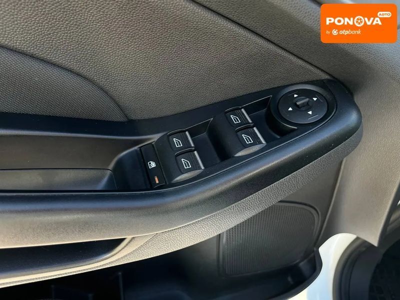 Ford Fiesta, 2016 р., Бензин, 91 тис. км, Хетчбек, Білий, Київ AT-10425061 фото