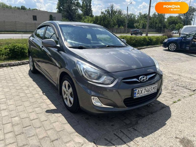 Hyundai Accent, 2012, Газ пропан-бутан / Бензин, 176 тис. км, Седан, Сірий, Харків Cars-Pr-65924 фото