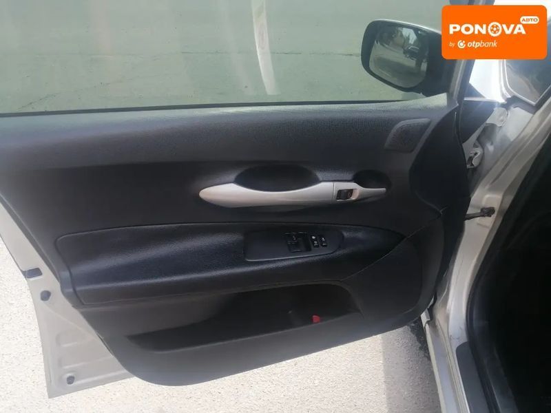 Toyota Auris, 2007 г., Бензин, 180 тыс. км, Хетчбек, Серый, Новомосковськ AT-10405100 фото