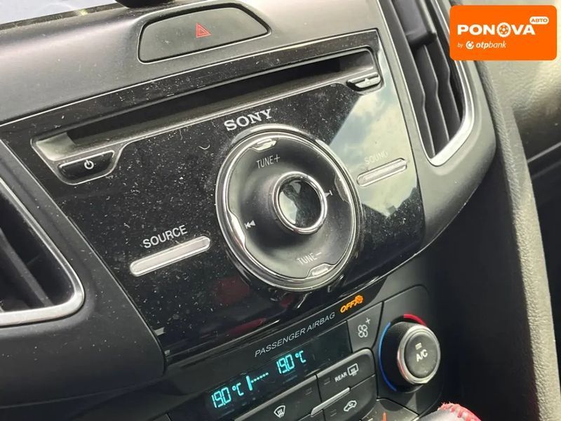 Ford Focus, 2017 г., Бензин, 102 тыс. км, Хетчбек, Чорный, Львов AT-10413011 фото