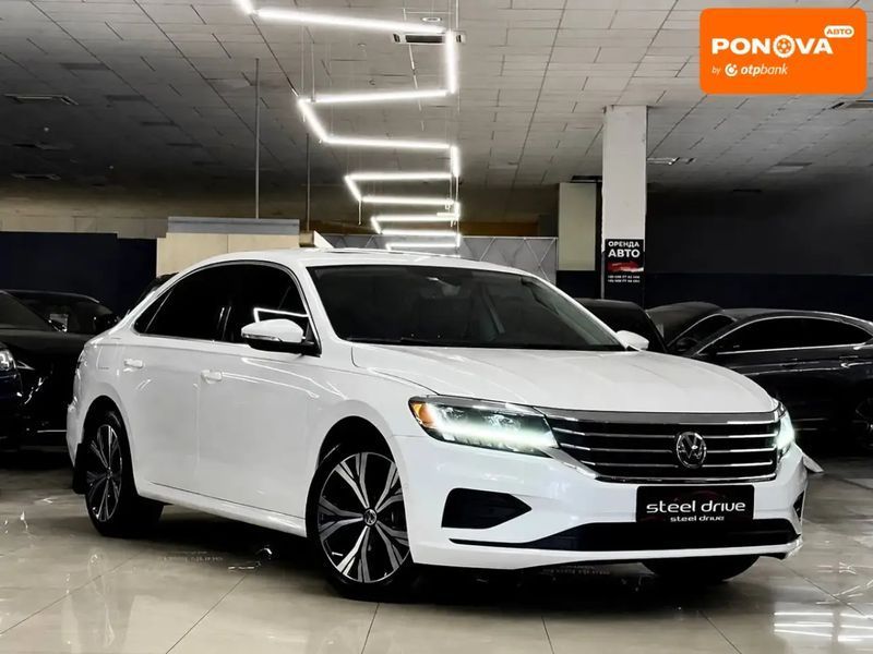 Volkswagen Passat, 2021 р., Бензин, 71 тис. км, Седан, Білий, Миколаїв AT-10418223 фото