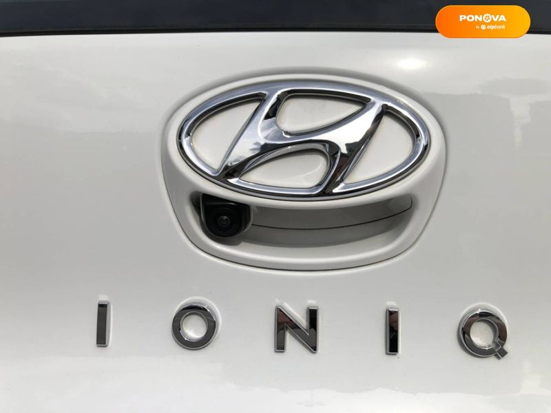 Hyundai Ioniq, 2020, Гибрид (PHEV), 1.58 л., 34 тыс. км, Лифтбек, Белый, Киев Cars-Pr-65257 фото