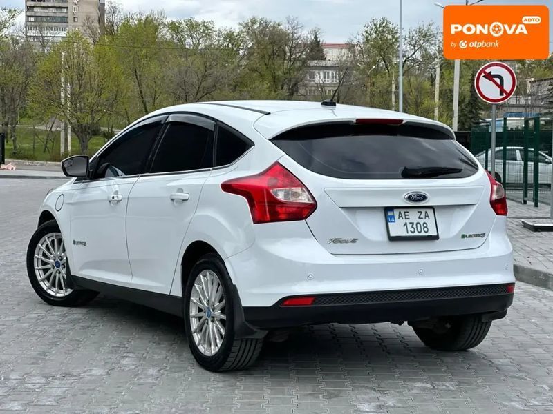 Ford Focus, 2013 р., Електро, 149 тис. км, Хетчбек, Білий, Дніпро (Дніпропетровськ) AT-10417255 фото