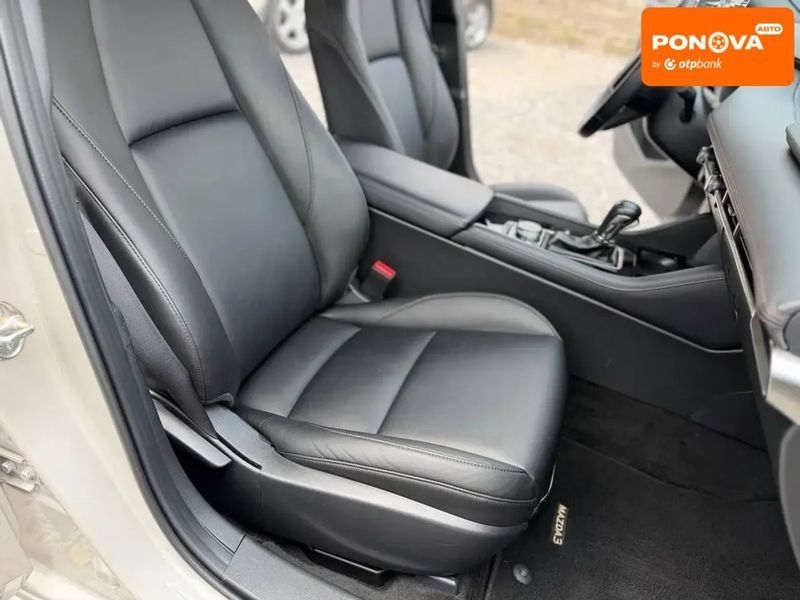 Mazda 3, 2024 р., Бензин, 64 тис. км, Хетчбек, Бежевий, Дніпро (Дніпропетровськ) AT-10415338 фото