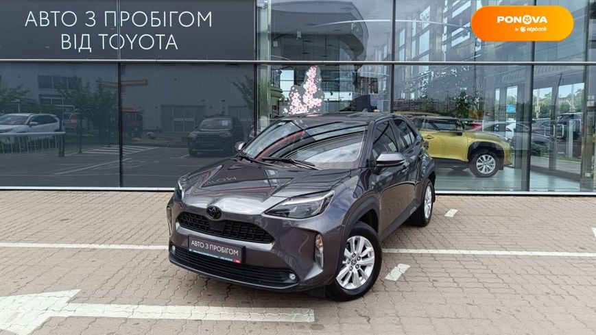 Toyota Yaris Cross, 2022, Бензин, 1.49 л., 37 тис. км, Позашляховик / Кросовер, Сірий, Київ 50691 фото