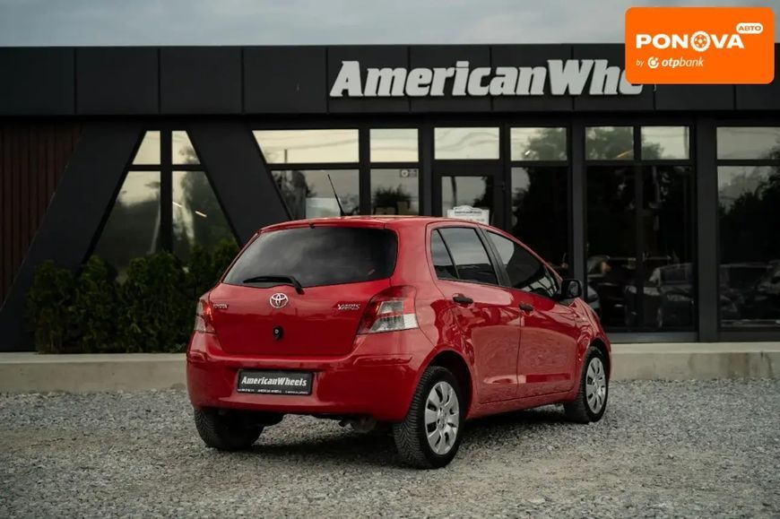 Toyota Yaris, 2011 р., Бензин, 168 тис. км, Хетчбек, Червоний, Чернівці AT-10399928 фото