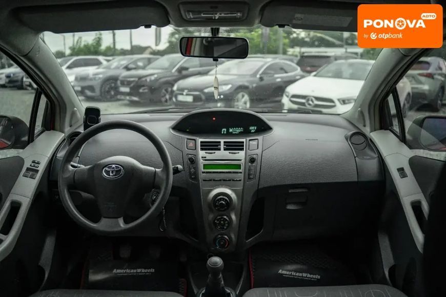 Toyota Yaris, 2011 р., Бензин, 168 тис. км, Хетчбек, Червоний, Чернівці AT-10399928 фото