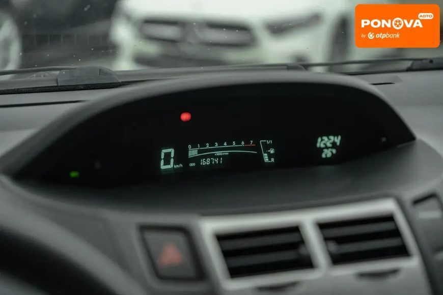 Toyota Yaris, 2011 р., Бензин, 168 тис. км, Хетчбек, Червоний, Чернівці AT-10399928 фото