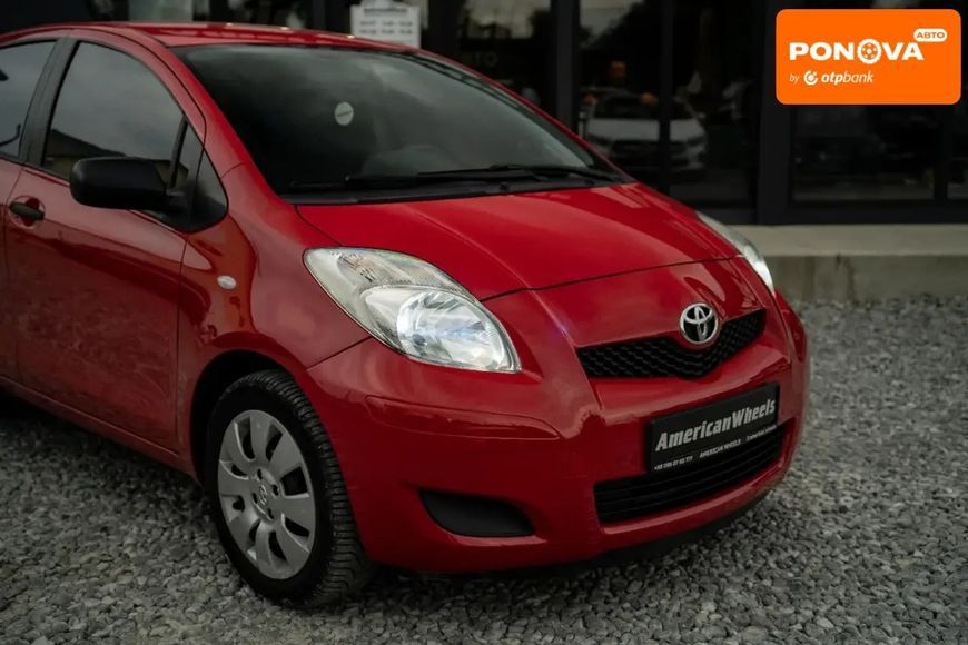 Toyota Yaris, 2011 р., Бензин, 168 тис. км, Хетчбек, Червоний, Чернівці AT-10399928 фото