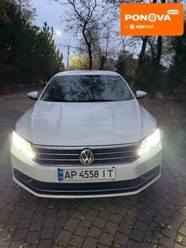 Volkswagen Passat, 2017 г., Бензин, 124 тыс. км, Седан, Белый, Запорожье AT-10405290 фото