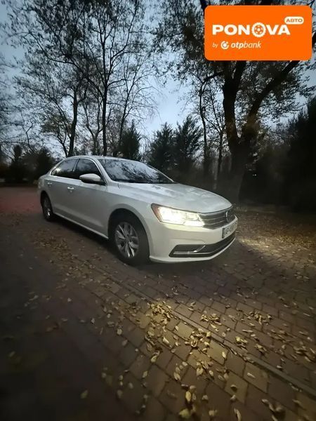 Volkswagen Passat, 2017 г., Бензин, 124 тыс. км, Седан, Белый, Запорожье AT-10405290 фото