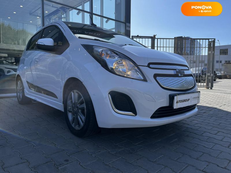 Chevrolet Spark, 2013, Електро, 83 тыс. км, Хетчбек, Белый, Одесса 52926 фото