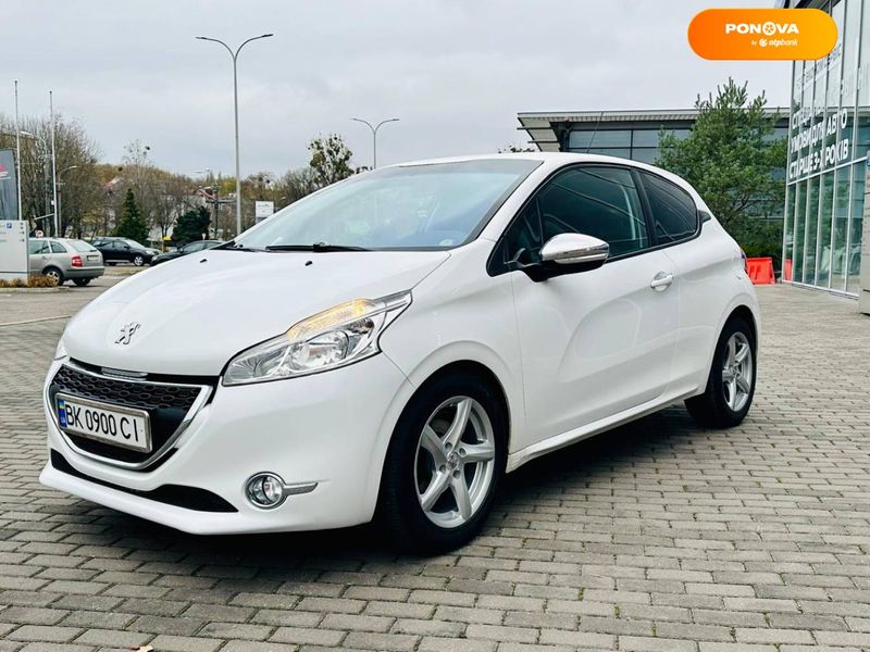 Peugeot 208, 2014, Дизель, 1.6 л., 220 тис. км, Хетчбек, Білий, Рівне 107490 фото