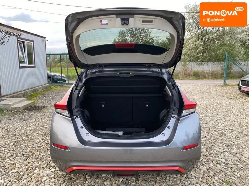Nissan Leaf, 2020 р., Електро, 105 тис. км, Позашляховик / Кросовер, Сірий, Сопошин AT-10400237 фото