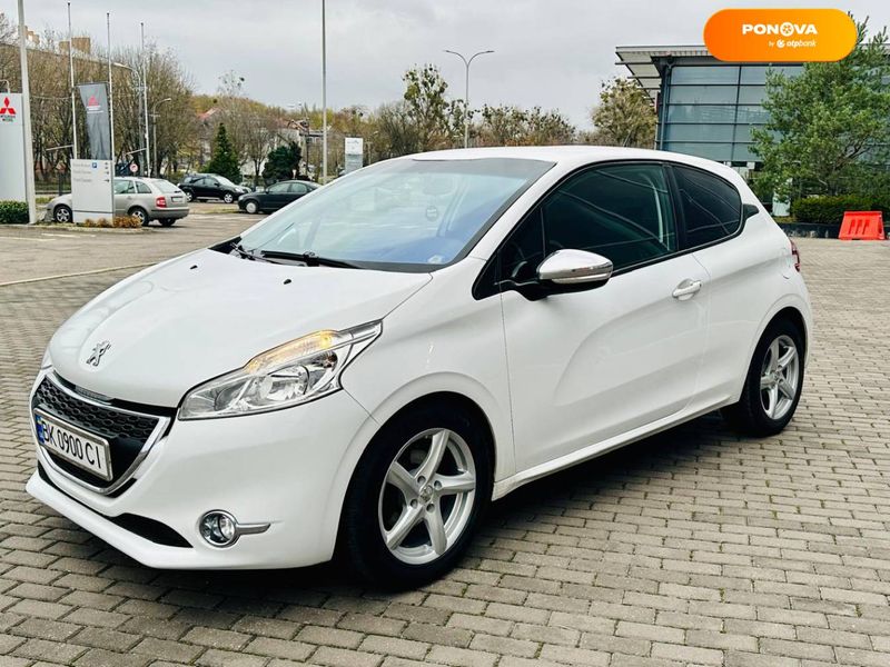 Peugeot 208, 2014, Дизель, 1.6 л., 220 тис. км, Хетчбек, Білий, Рівне 107490 фото