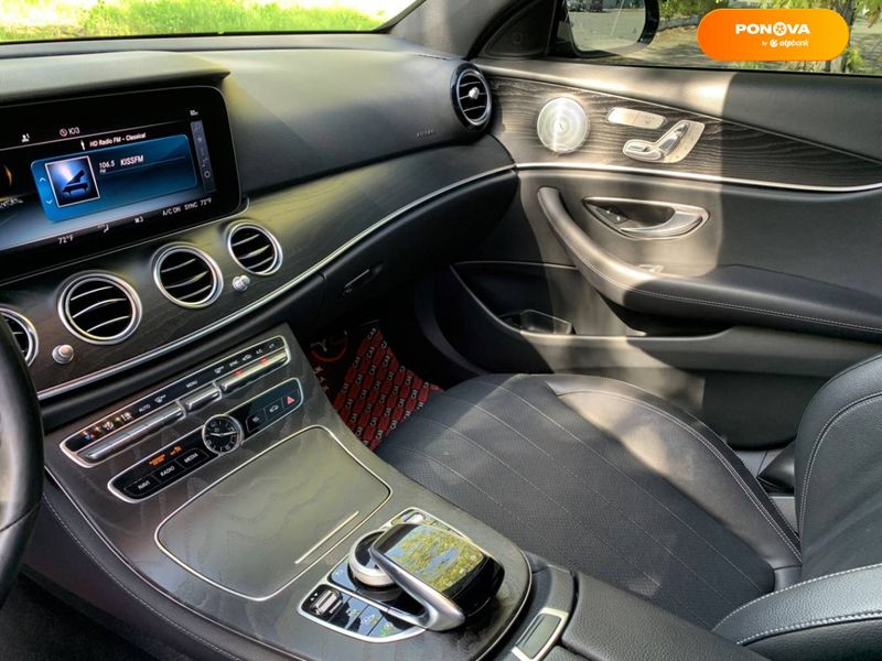 Mercedes-Benz E-Class, 2018, Бензин, 2 л., 65 тис. км, Седан, Чорний, Київ 108033 фото