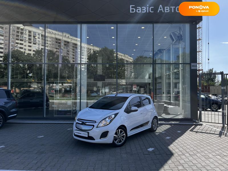 Chevrolet Spark, 2013, Електро, 83 тыс. км, Хетчбек, Белый, Одесса 52926 фото