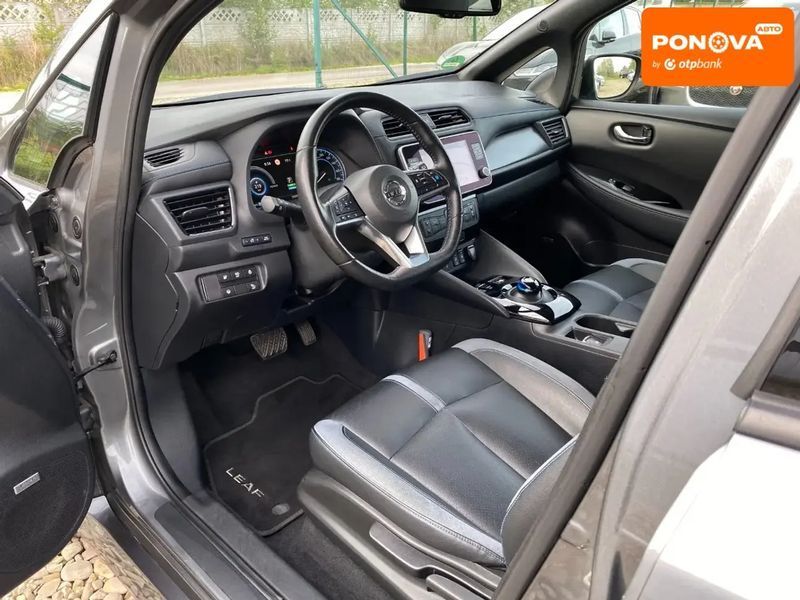Nissan Leaf, 2020 р., Електро, 105 тис. км, Позашляховик / Кросовер, Сірий, Сопошин AT-10400237 фото