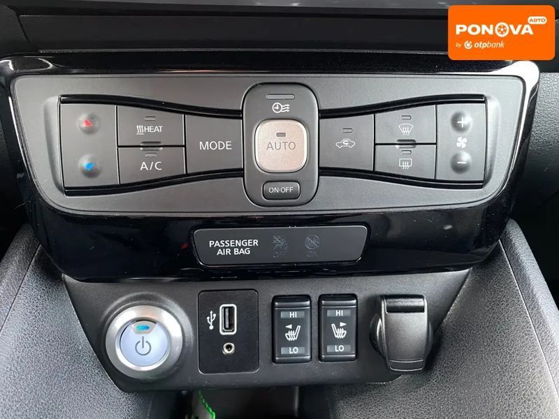 Nissan Leaf, 2020 р., Електро, 105 тис. км, Позашляховик / Кросовер, Сірий, Сопошин AT-10400237 фото